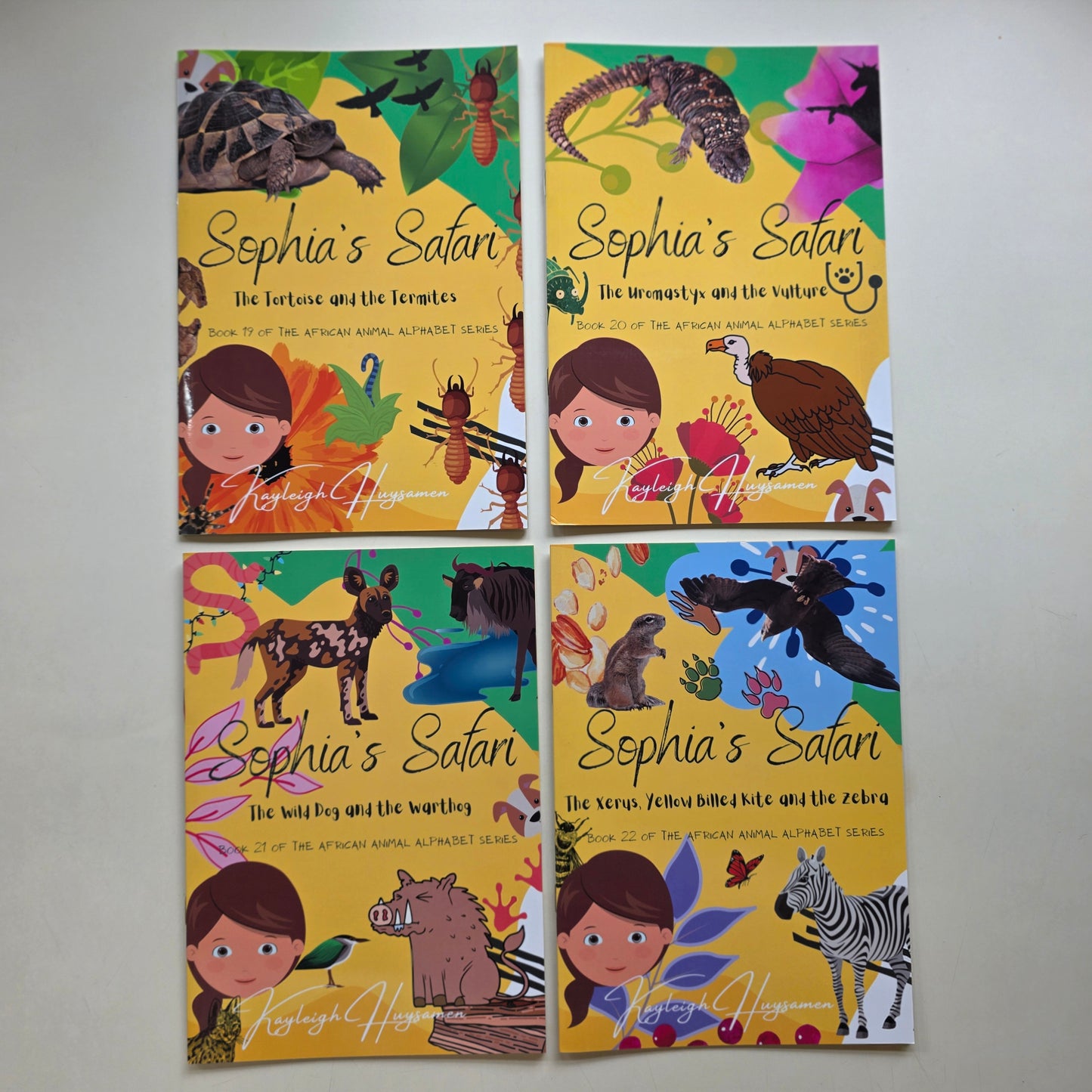 Sophia's Safari: The African Animal Alphabet Series (22 Book Set) (A5)